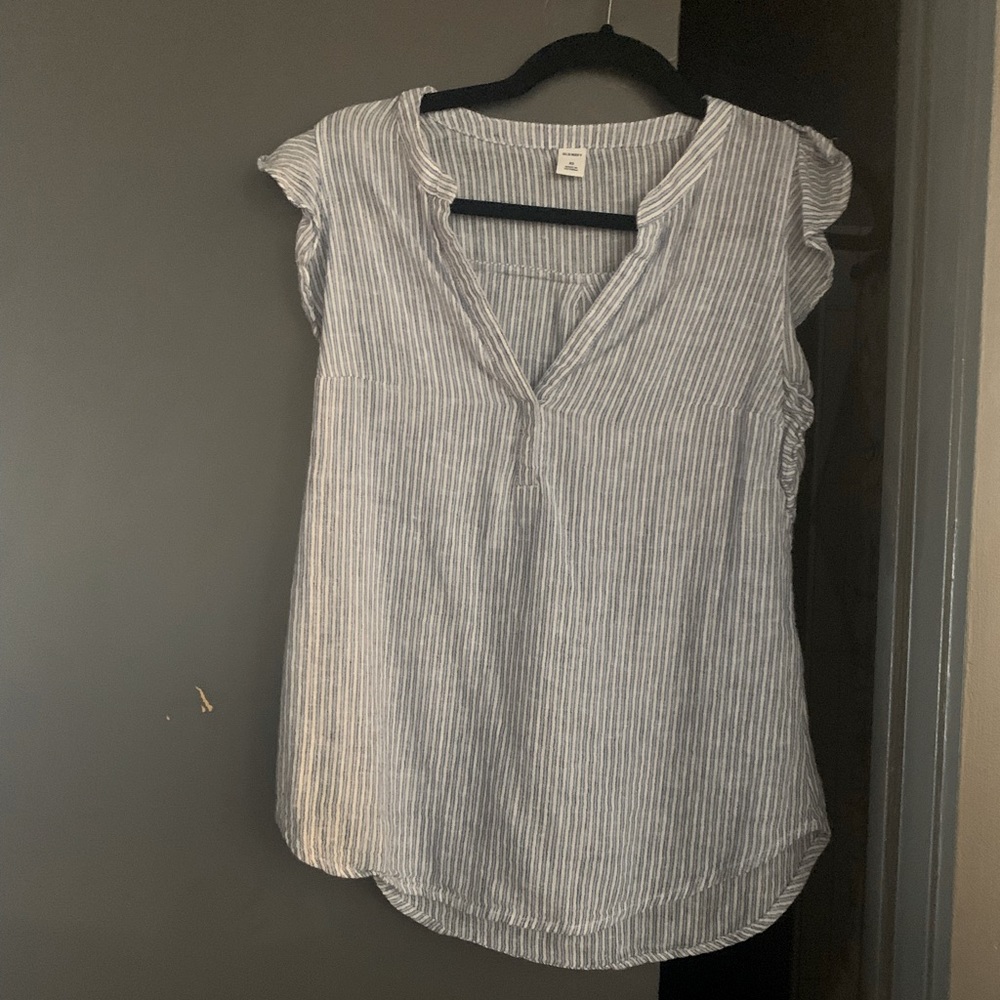 Old Navy Ruffle Sleeve Blouse - XS